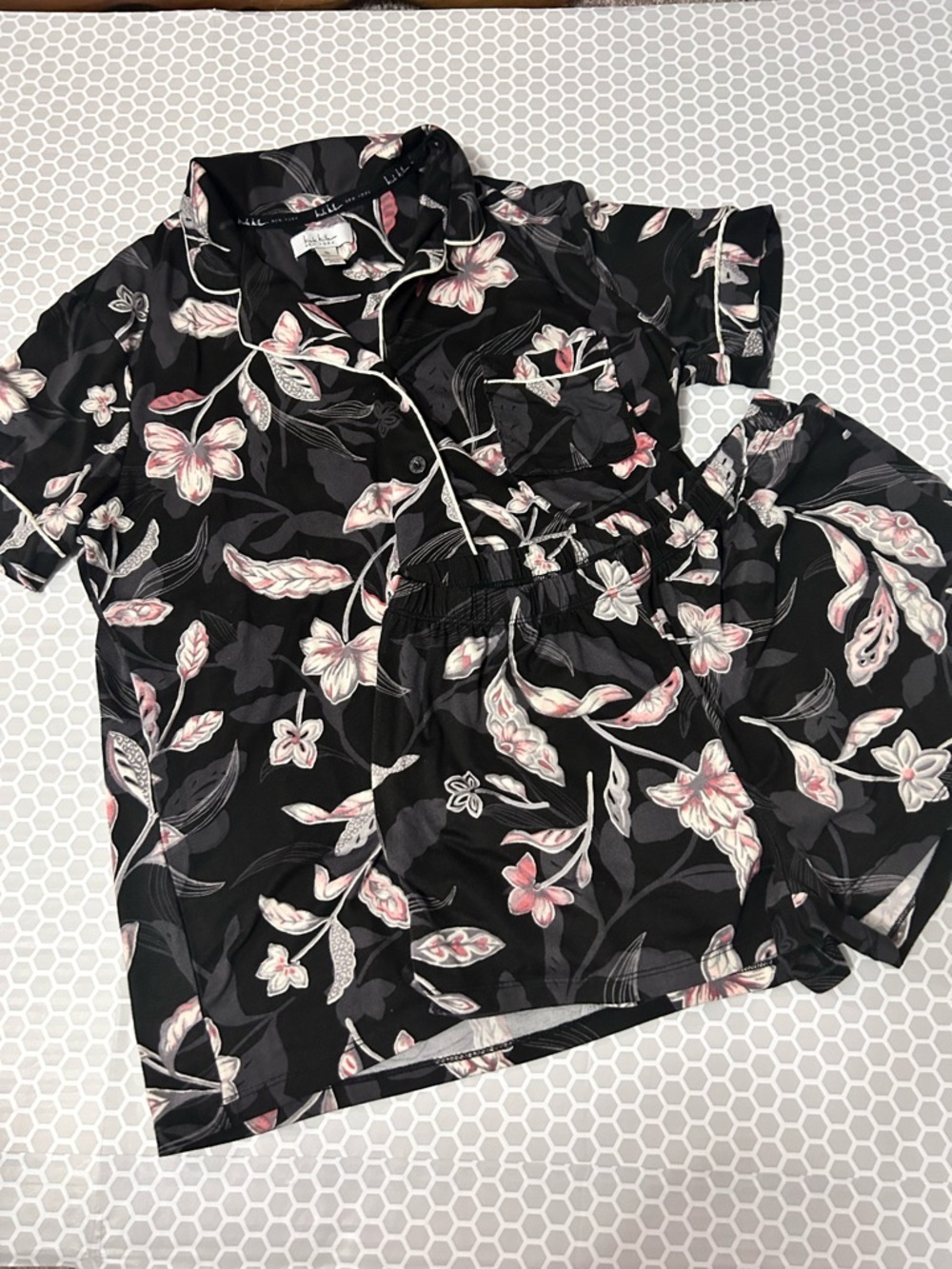 Nicole Miller Black  Floral Short Sleeve Shirt Pink & White Floral Loungewear